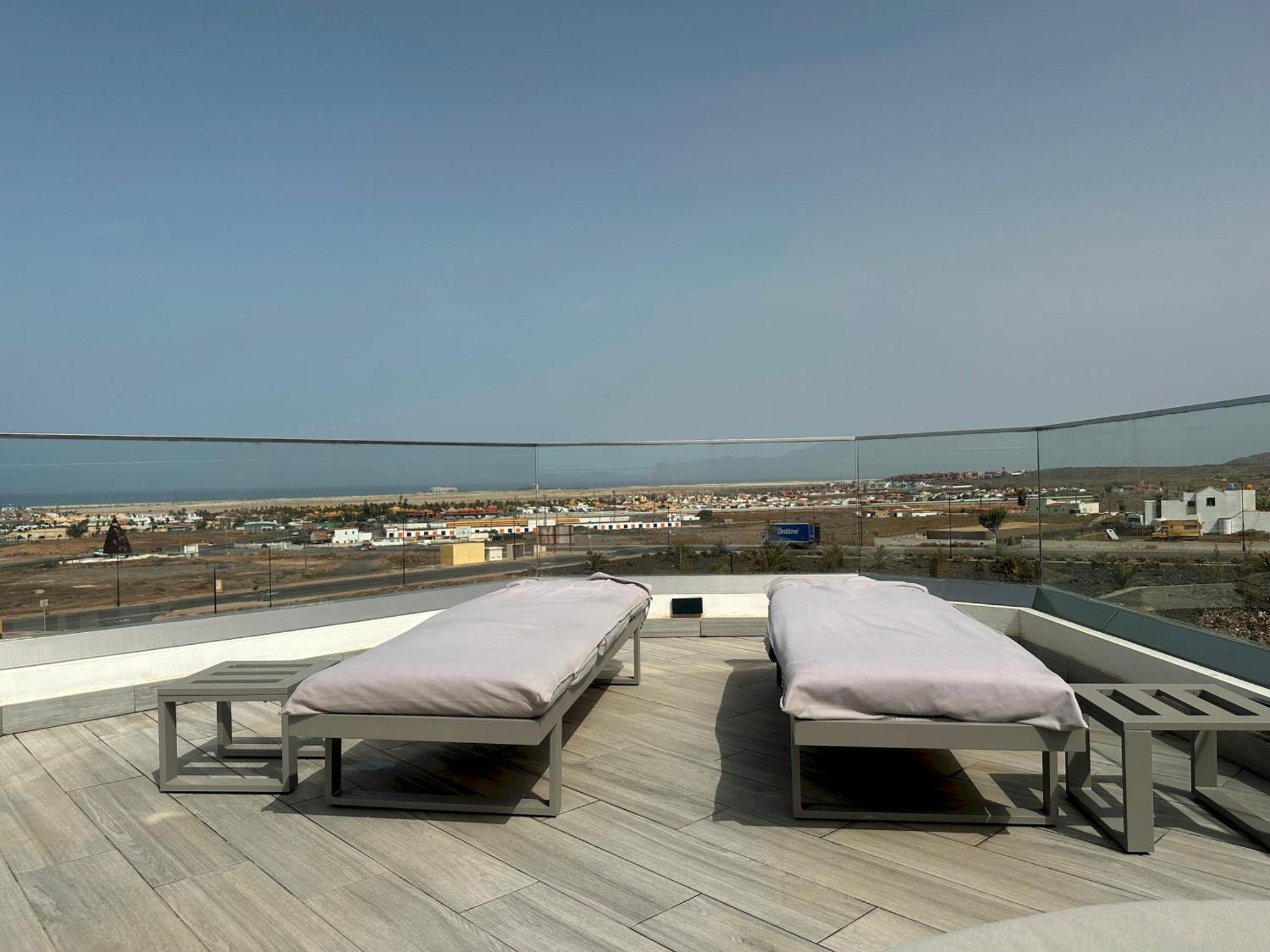 Villa Poseidon Corralejo With Private Heated Pool, Sauna And Stunning Volcano Views By Amazzzing Travel Eksteriør billede