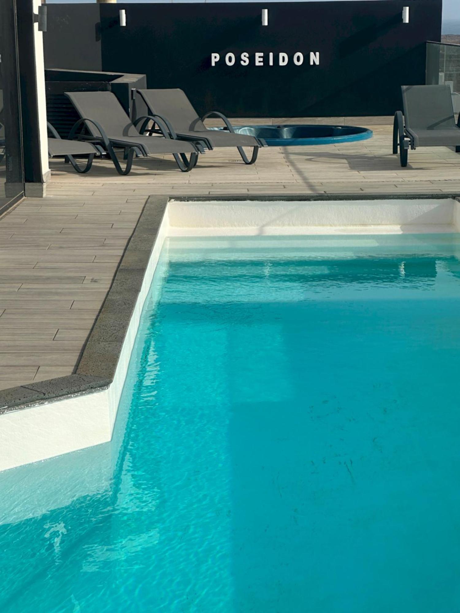 Villa Poseidon Corralejo With Private Heated Pool, Sauna And Stunning Volcano Views By Amazzzing Travel Eksteriør billede