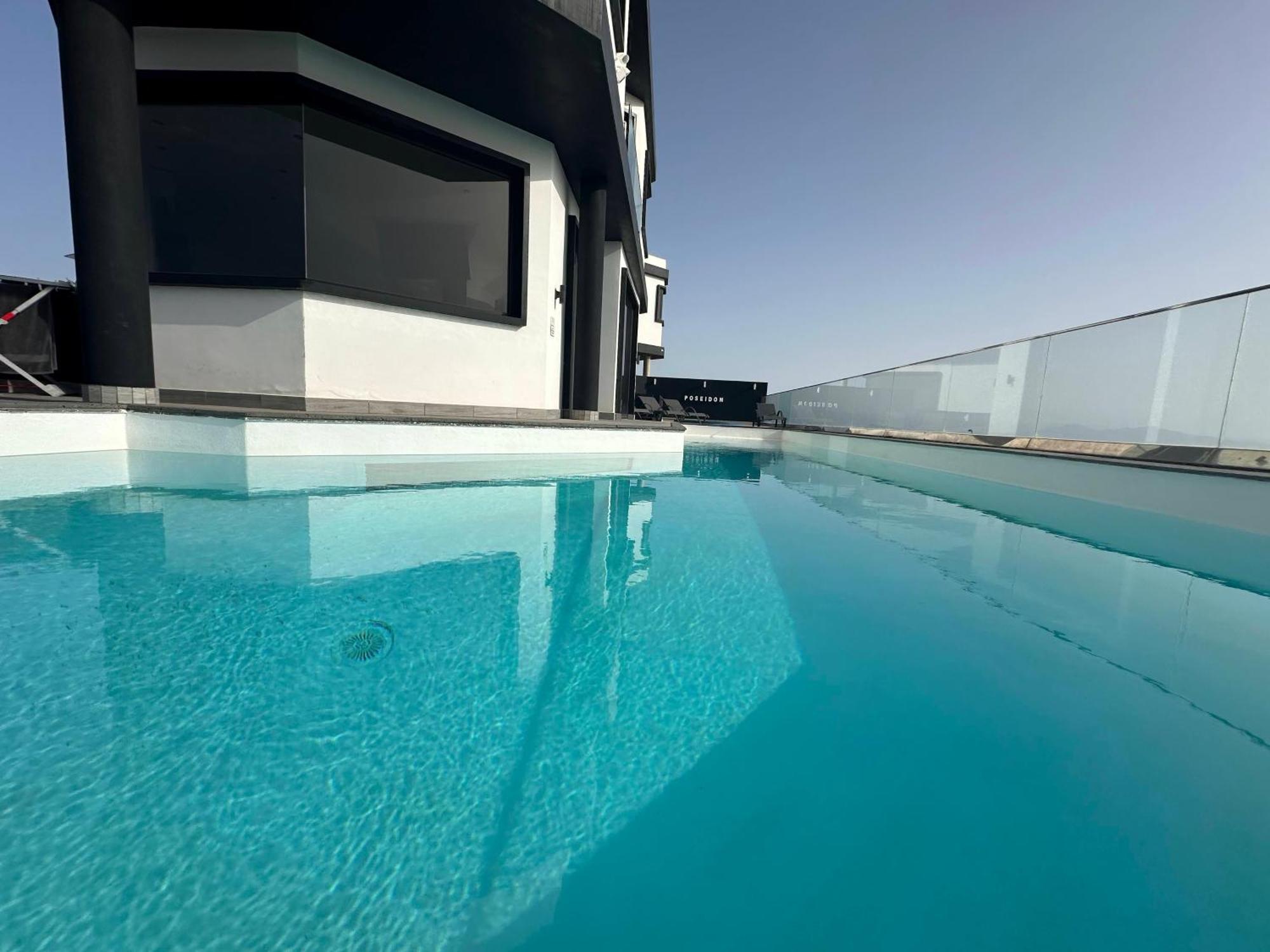 Villa Poseidon Corralejo With Private Heated Pool, Sauna And Stunning Volcano Views By Amazzzing Travel Eksteriør billede