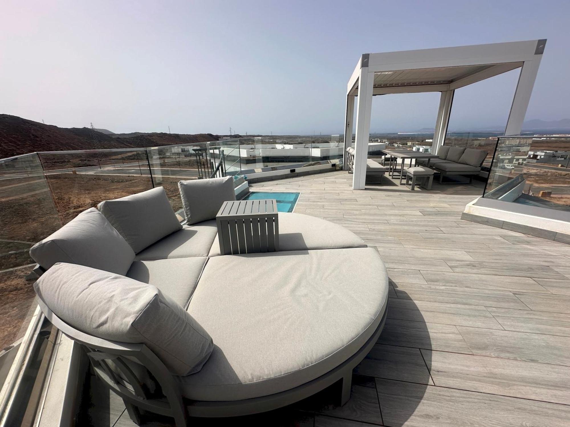 Villa Poseidon Corralejo With Private Heated Pool, Sauna And Stunning Volcano Views By Amazzzing Travel Eksteriør billede